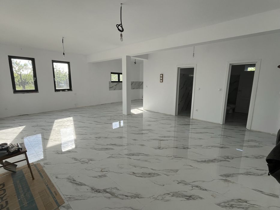 De vanzare casa noua