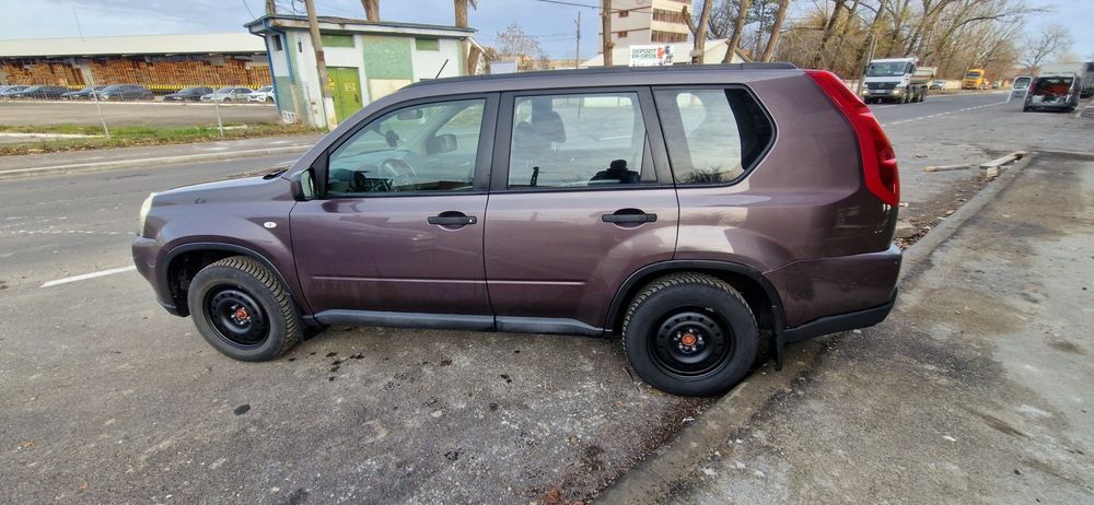 Vând Nissan 4x4 X-trail T31