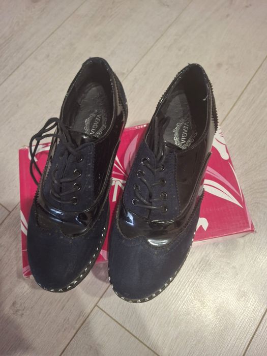 Продам туфли женские