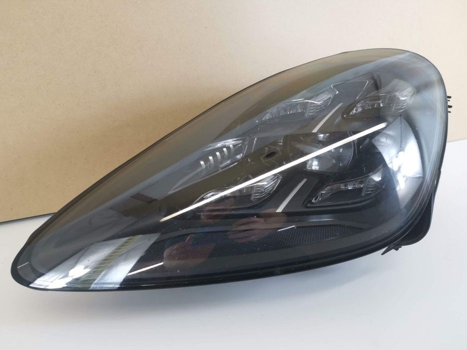 Far Stanga Full Led Matrix Porsche  Cayenne 3 9Y 2017 2018 2019 2020 2