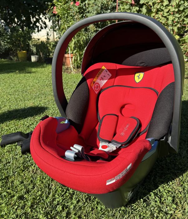 Scoica Auto Cybex Aton Ferrari editie limitata