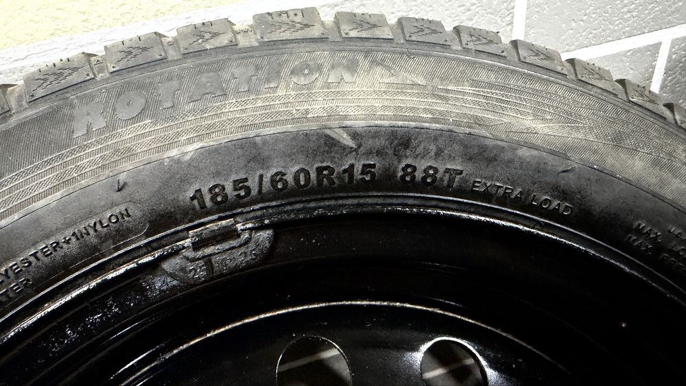 Зимний балон со штанпом 185/60 R15