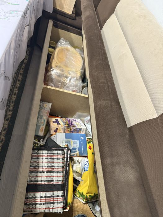 Срочно продам кухонный уголок