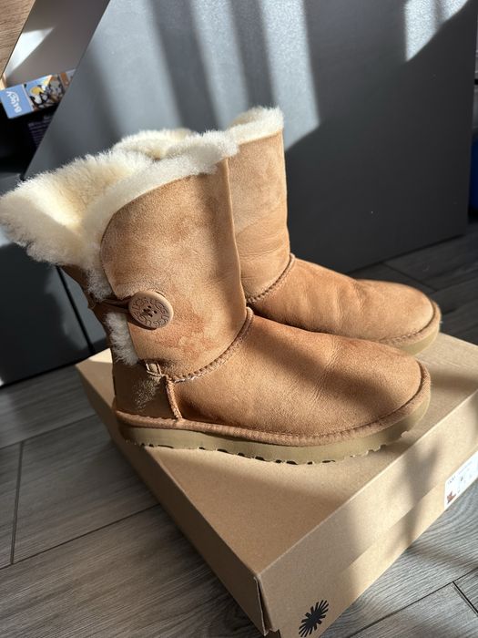 UGG ботуши оригинални размер 37