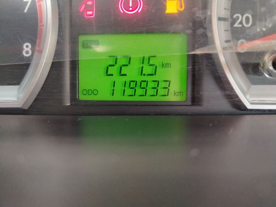 Nexia 3 sastayanasi juda zo'r 120.000ming yurgan