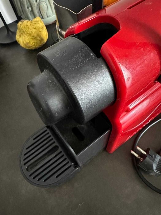 Nespresso Espressor Inissia Roșu