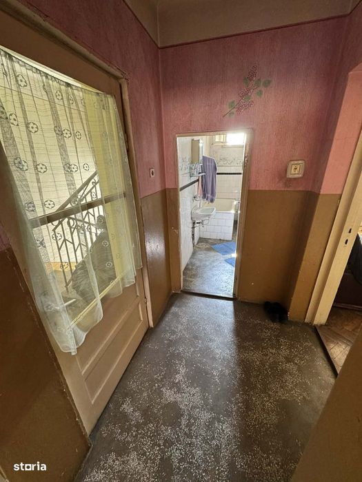 Casa P+1 cu 2 apartamente individuale , zona Ultracentrala