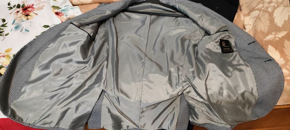 Мъжки     костюм