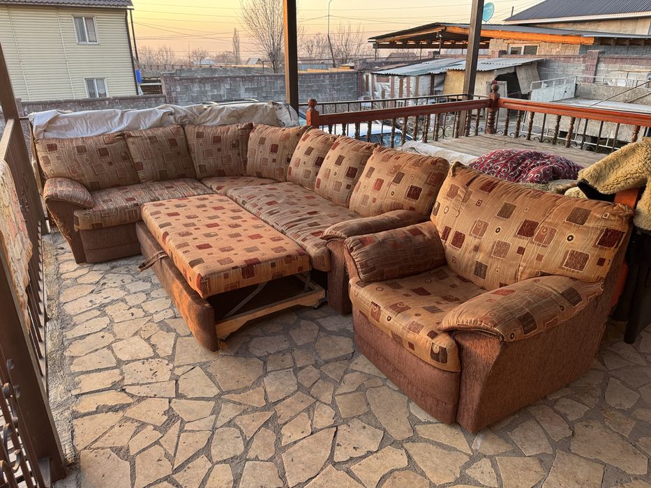 Продаи угловой диван