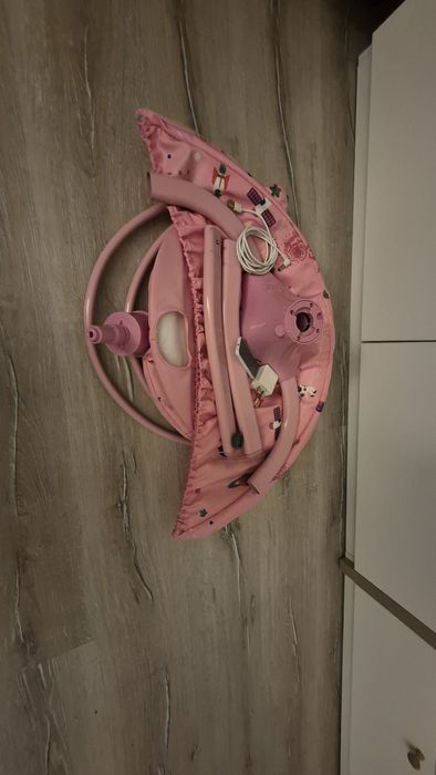 Leagan electric multifunctional pentru bebelusi, VisionHub