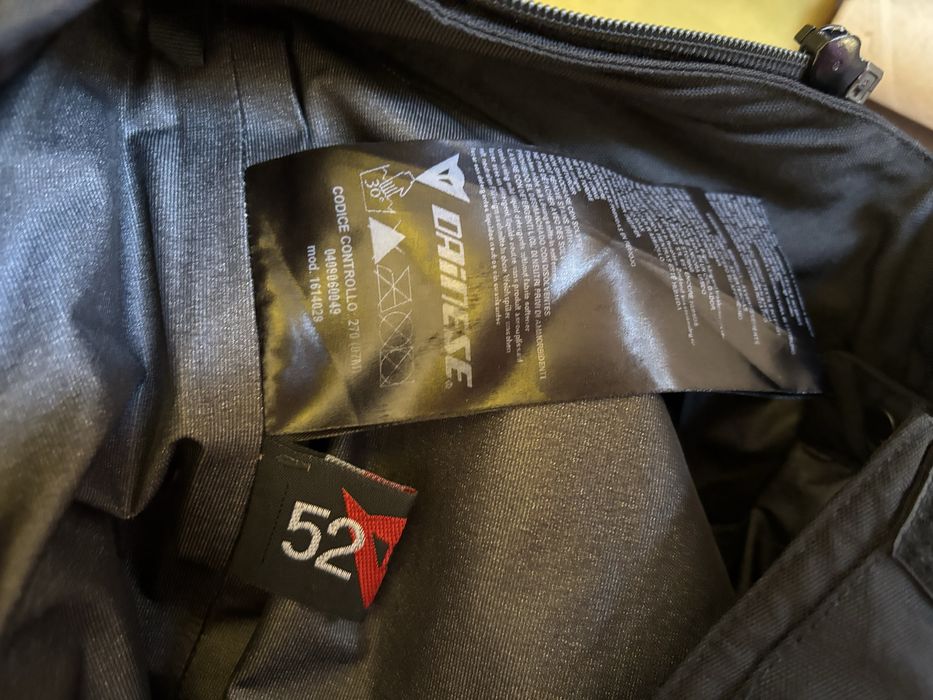 Pantaloni moto impermeabili negri Dainese de primavara/toamna