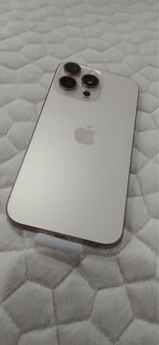 Продам iPhone 16 Pro Max 512Gb золотистый!