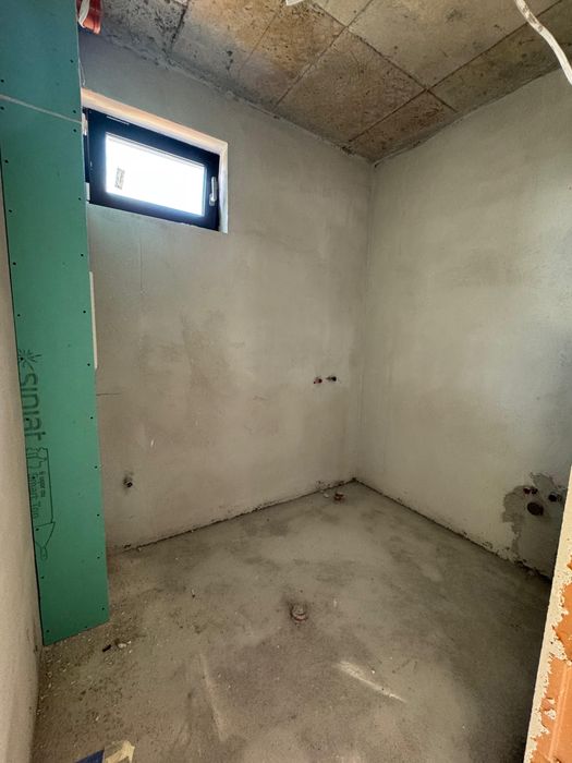 Тристаен Газифициран Апартамент Ново Строителство , Широк Център