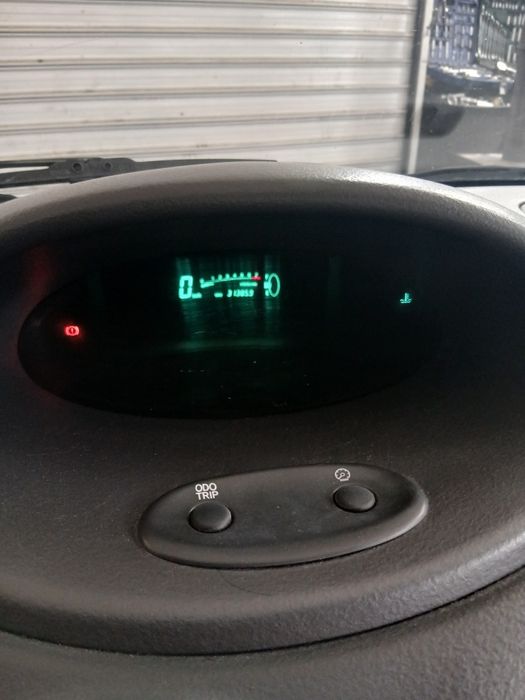 Тойота ярис 1.0 бензин на части