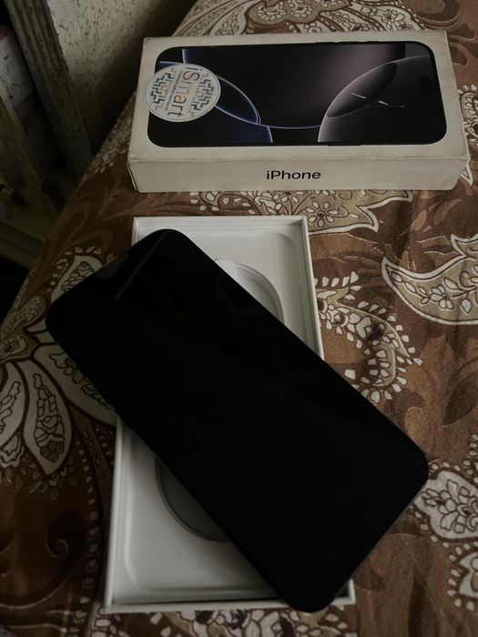 Айфон 16 про макс сотилади