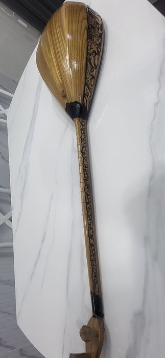 Домбыра сатылады