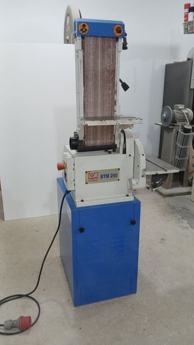 mașina de slefuit cu banda șmirghel și disc BTM 250