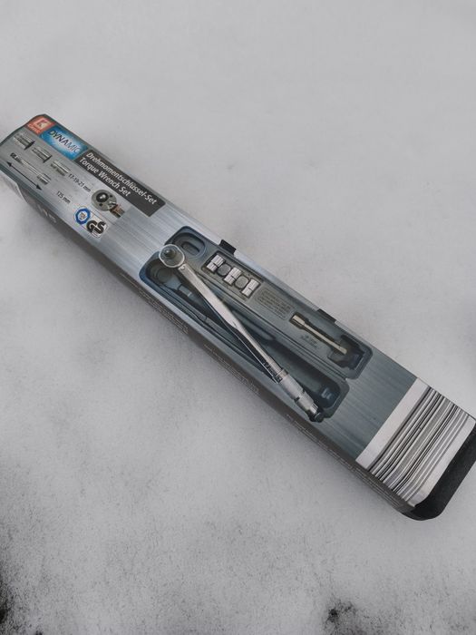 НОВ Динамометричен ключ 1/2 ,28-210 NM