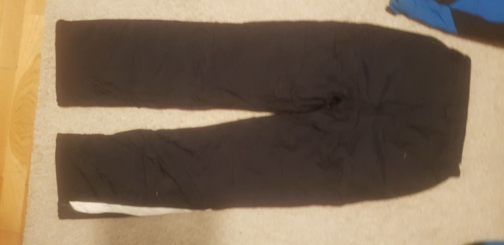 Costum de ski fete marca Etirel marimea 164