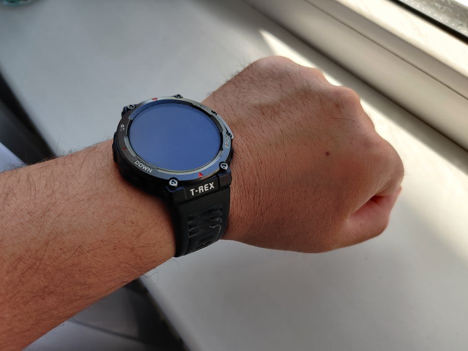 Смарт-часы Amazfit T-Rex 2