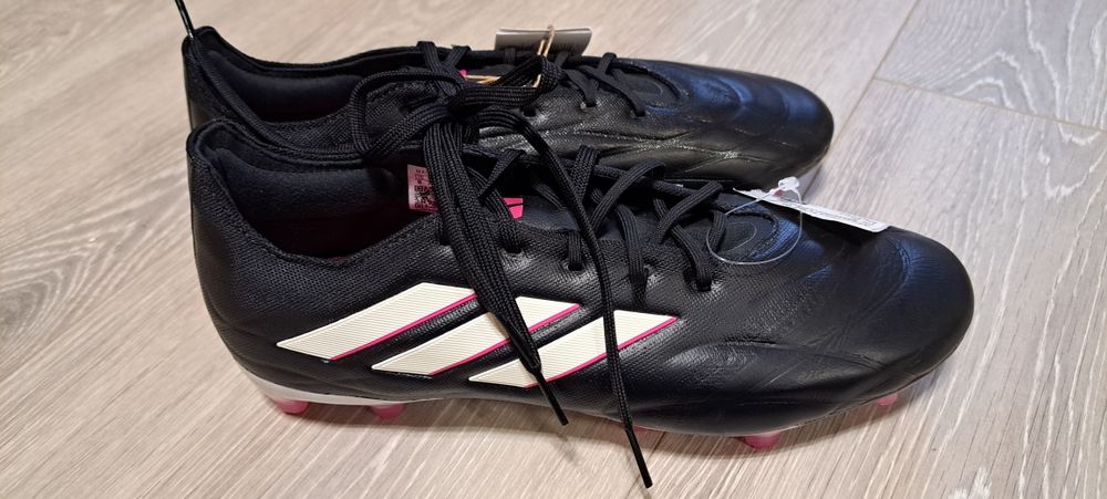 Ghete fotbal noi piele naturala Adidas Copa Pure.2FG 41 si 1/3