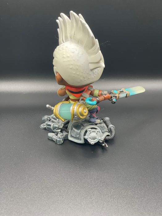 League of Legends Ekko фигурка