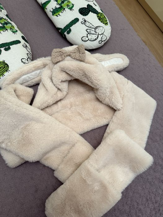 Теплая приятная шапка