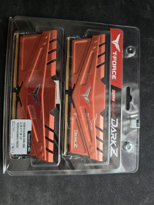 RAM памет - 2X8GB DDR4 2666 Team Group Fark Z