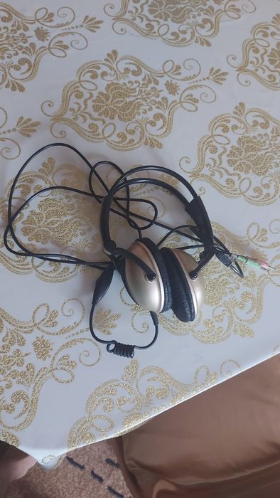 Продаётся колонки для машины и для дома.