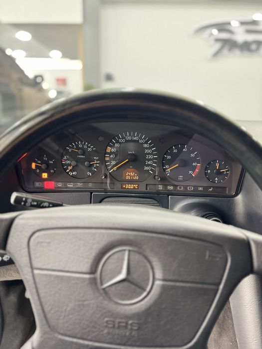 Mercedes Benz S500 (Original)