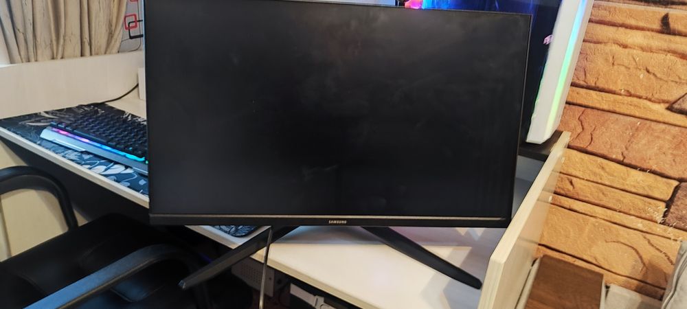 Монитор Samsung  звоните