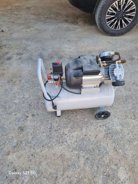 Продам Компрессор Alteco