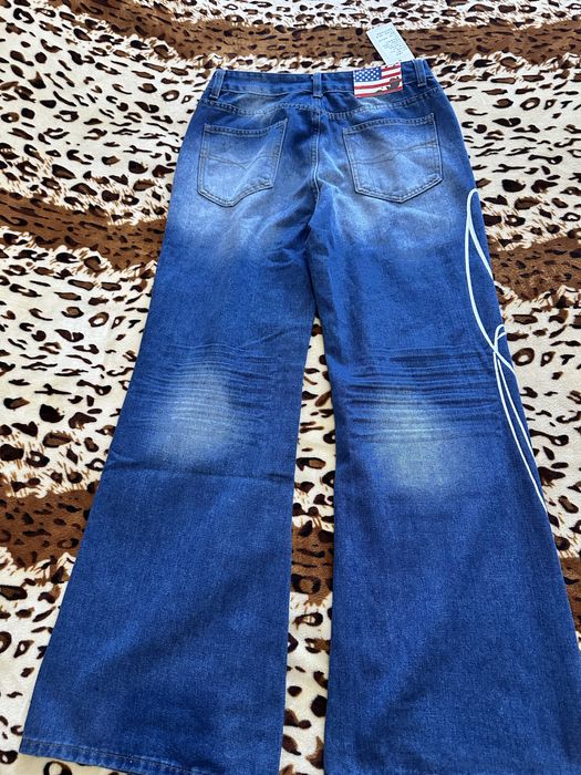 Продаю джинсы новые