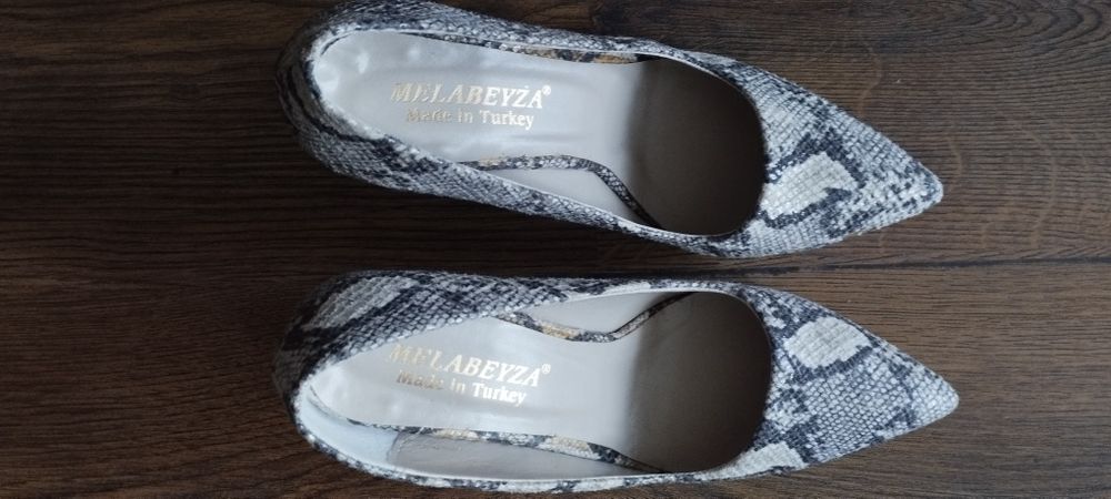 Дамски обувки 37 номер