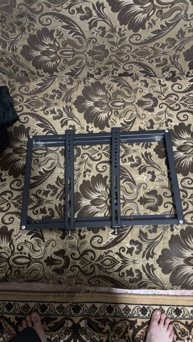 Продам кранштейн