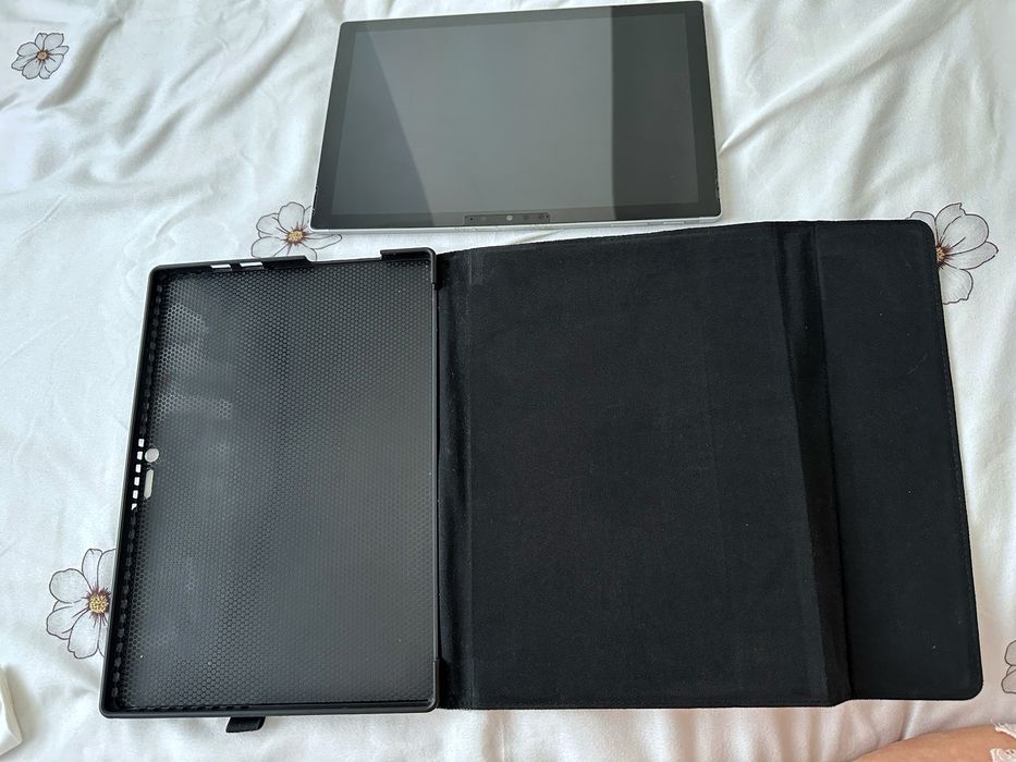 Tableta Microsoft Surface Pro7