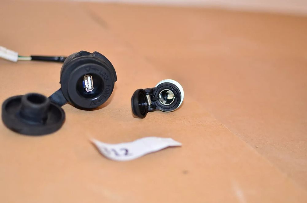 OEM USB & 12V PLUG Ducati Multistrada1200 Enduro 2016 2017