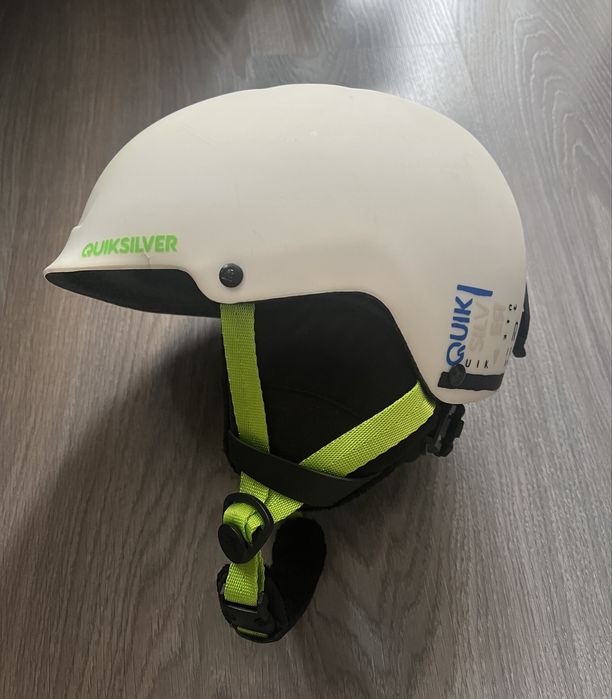 Ски каска Quicksilver