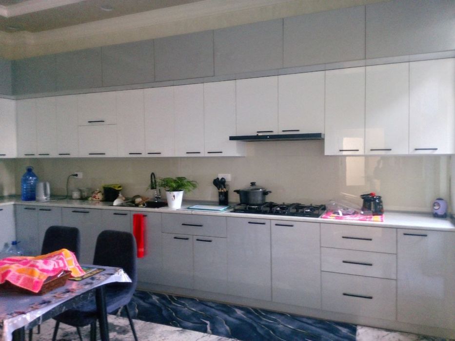 Uy sotiladi laylak mahalla
