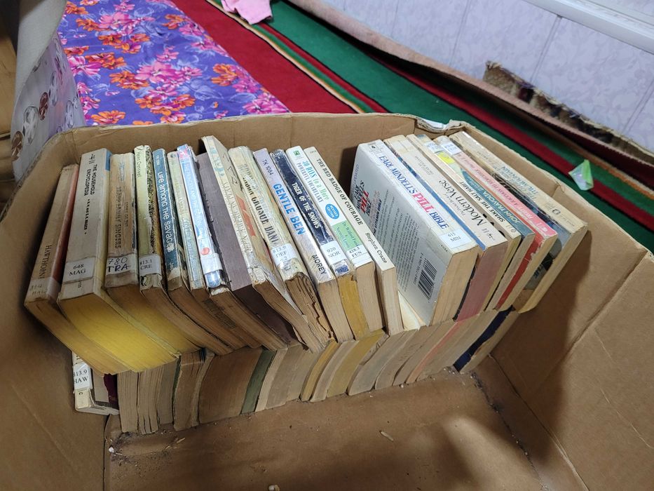 Инглиз тили да китоблар (Америкадан келган) 25 минг сум