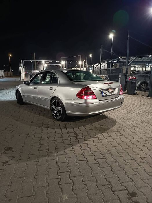 MERCEDES-BENZ E-Class 2003 — imagine 3
