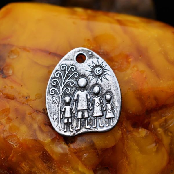 Сребърен медальон 925 „Семейство“ | Талисман за обич и закрила | бижу|