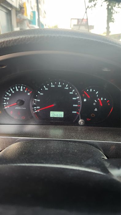 Lacetti 1.8 srochna SOTILADI