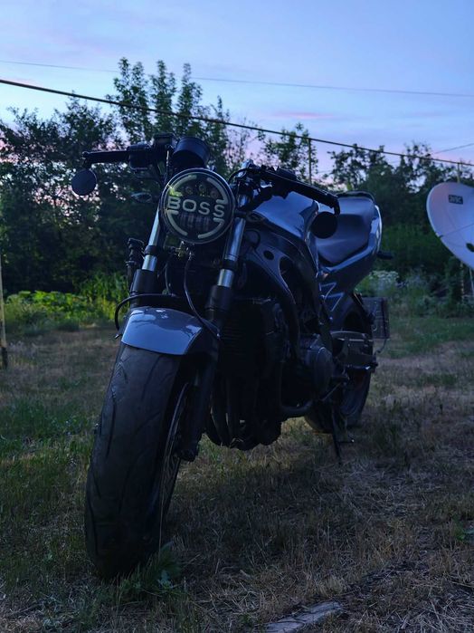 мотоцикл 600 сузуки