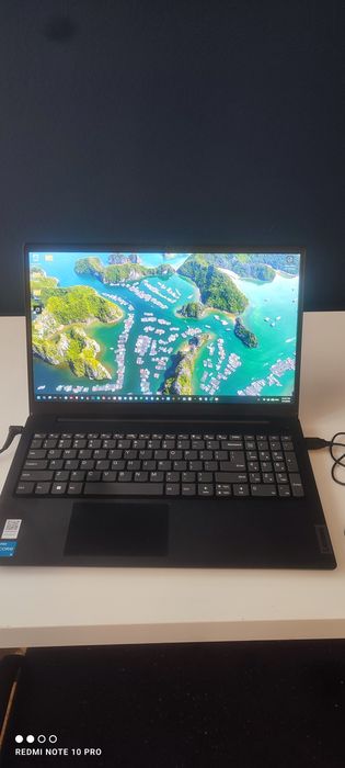 Laptop Lenovo V15 G4 15.6 IPS Intel i3-1315U 16GB RAM 256GB SSD