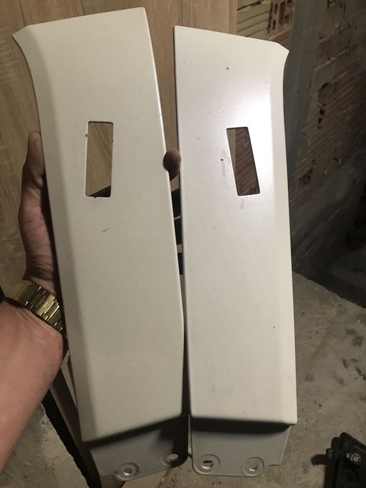 Тойота Секвоя Фарове, Халогени ,Десен стоп вътрешен