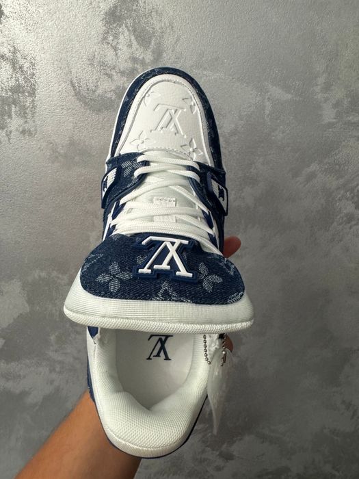 Louis Vuitton Louis Vuitton Louis Vuitton