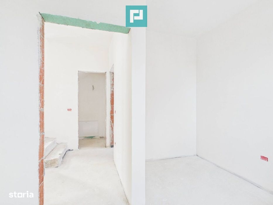 Duplex luminos 101 mp utili, teren 350mp în Covaci