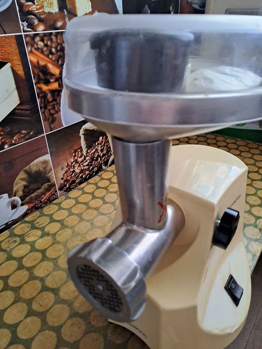 Мясорубка  Kenwood