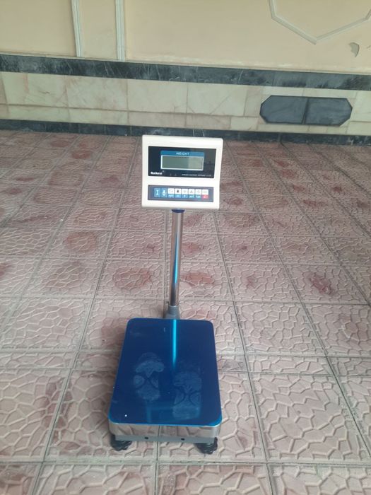 Весы напольные 150 300 KG TWH Series